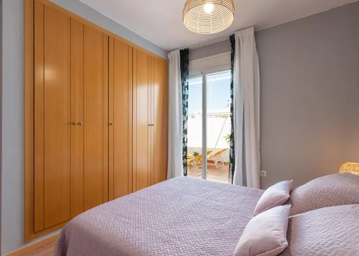 Avanti Alcantara Sol, Junto A La Playa Con Parking Gratis